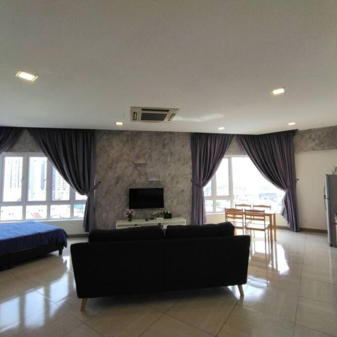 Octagon Premium Town Center 2br 101 By Grab A Ipoh
