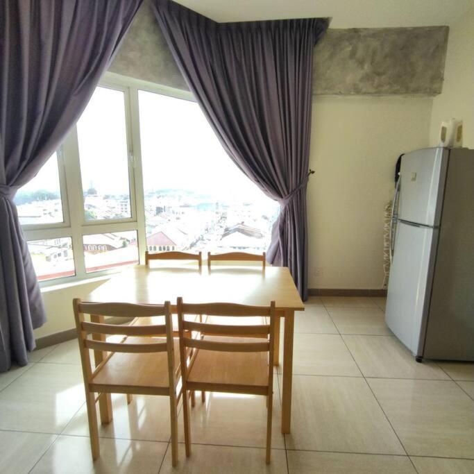 Octagon Premium Town Center 2br 101 By Grab A * Ipoh